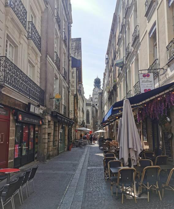 Gustave - Quartier Historique Apartment Nantes Luaran gambar